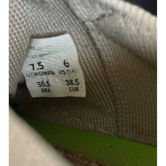 Cariuma OCA Low Canvas Sneakers Beige Tan Women’s 7.5 Sustainable Comfort - Picture 4 of 8